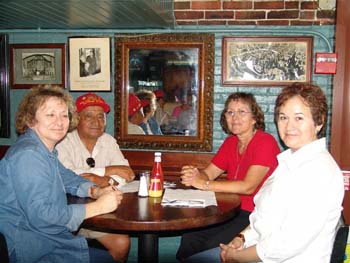 Pablo & Juanita Alvira, and Juanitas 2 sisters